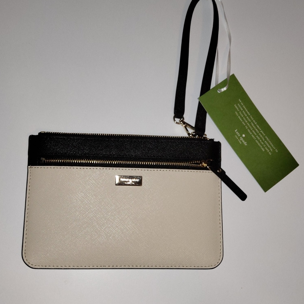 New kate shape wristlet